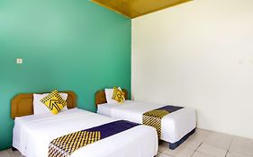 SPOT ON 2584 Hotel Karya Nunggal Asri